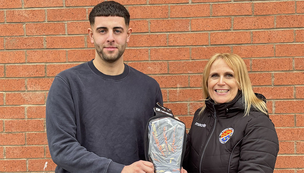 Darwen Goalkeeper James Aspinall wins Reusch UK First Division North Goalkeeper of the Month award for January